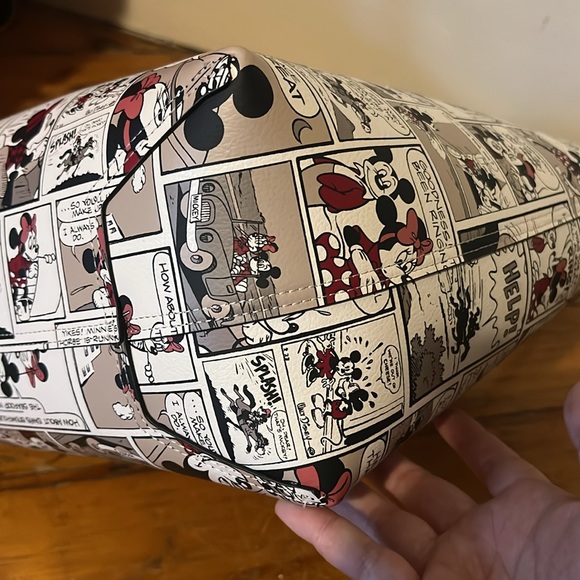 Kate Spade Minnie Mouse Reversible Tote - Picture 5 of 7